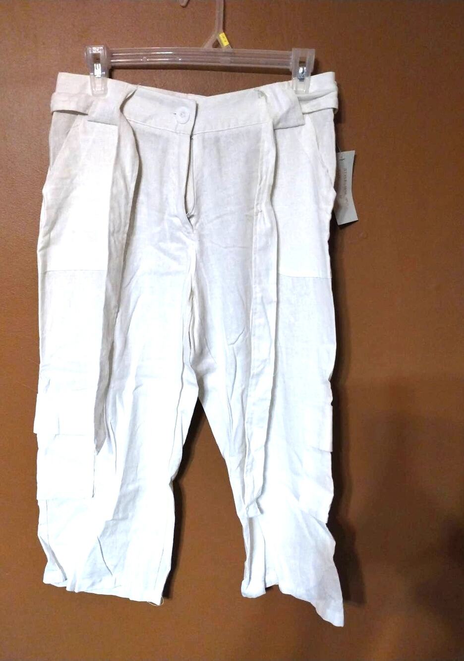 Metro Wear Cargo Pants/Capris Women's Size M NWT